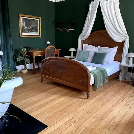D'hotes Lou - Chateau Le Bas Bleu * Quesnoy-le-Montant