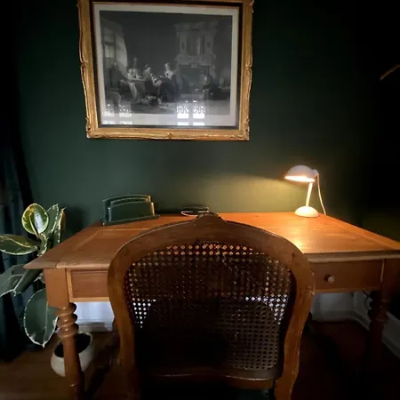 Séjour chez l'habitant D'hotes Lou - Chateau Le Bas Bleu *