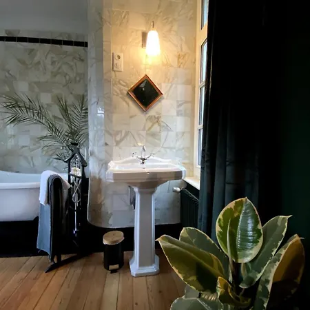 D'hôtes Lou - Château Le Bas Bleu Quesnoy-le-Montant