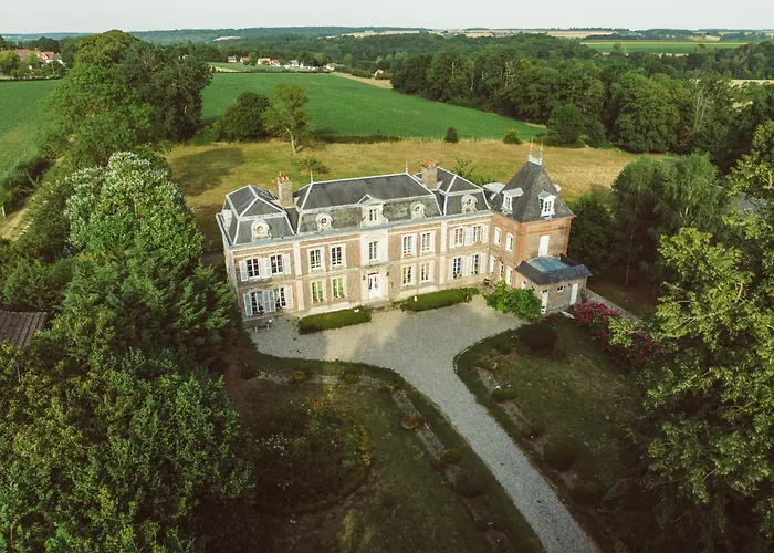 Homestay D'hotes Lou - Chateau Le Bas Bleu