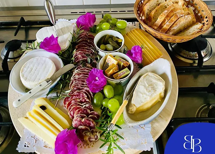 Homestay D'hotes Lou - Chateau Le Bas Bleu